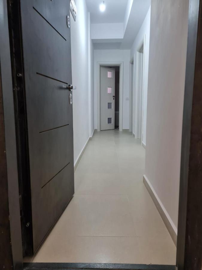 Deluxe 2 Bedroom Apartment With Balcony And Private Parking Bragadiru 외부 사진