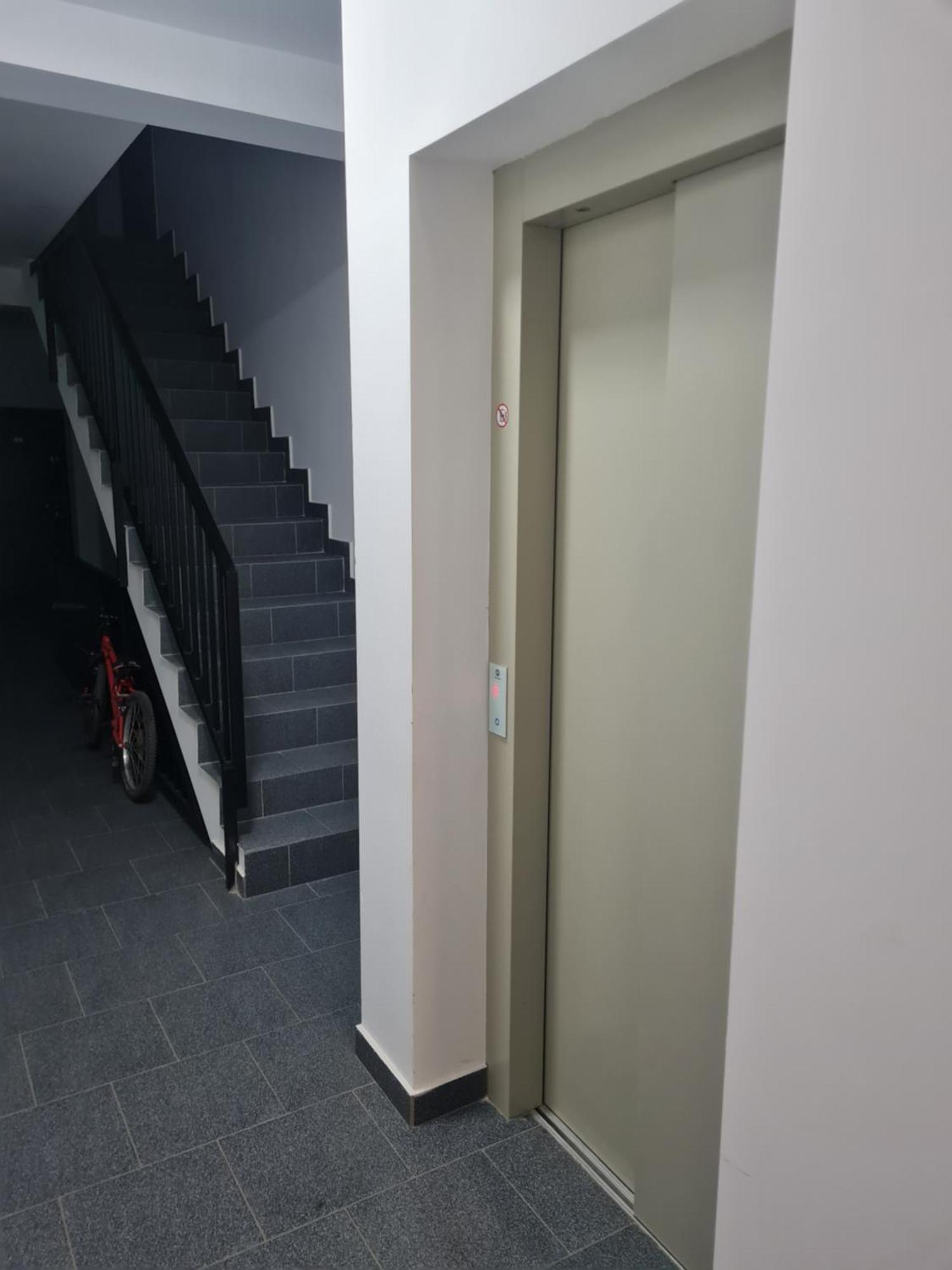 Deluxe 2 Bedroom Apartment With Balcony And Private Parking Bragadiru 외부 사진